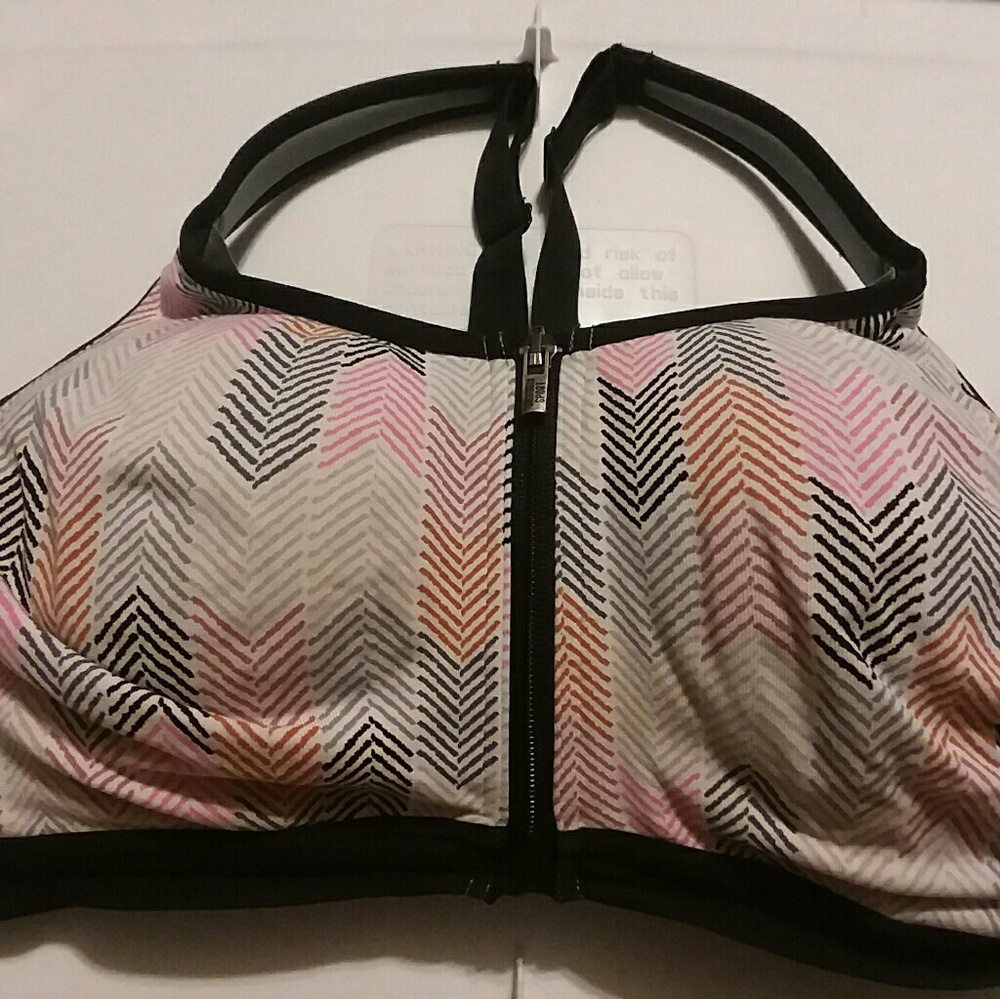 Victoria's secret knockout sportsbra